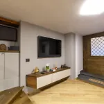 Apartamento 012